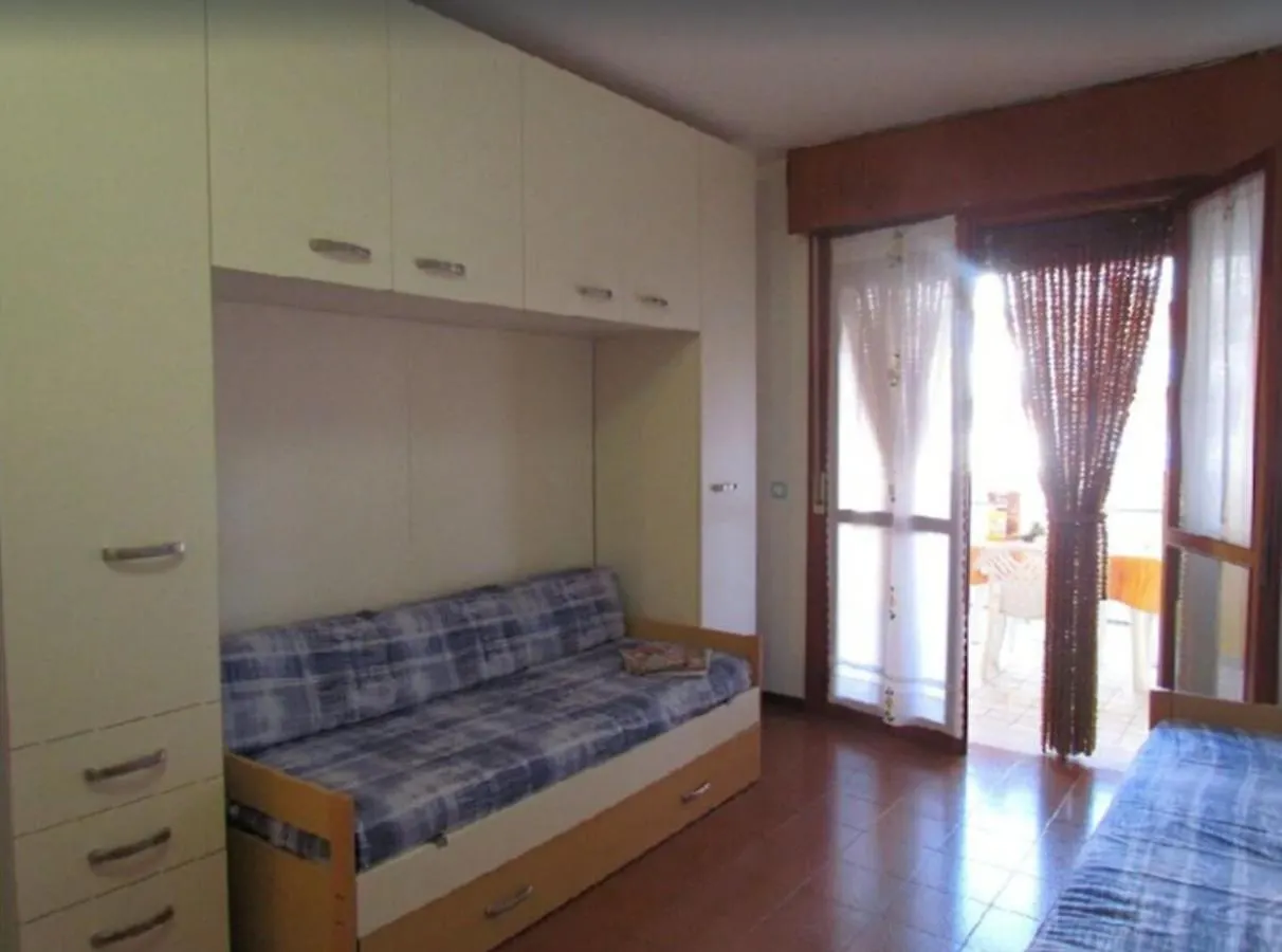 Seafront Building In A Great Location - Beahost Apartment Bibione Italy