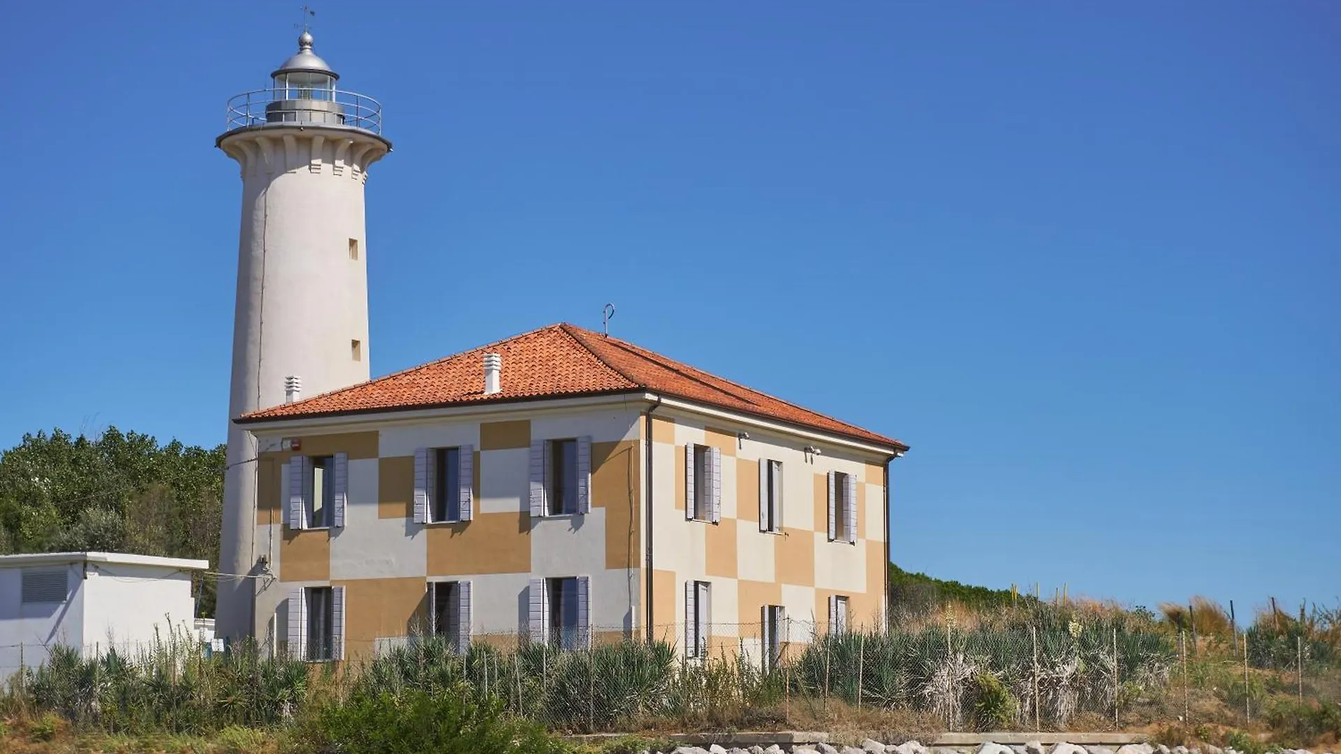 Seafront Building In A Great Location - Beahost Apartment Bibione